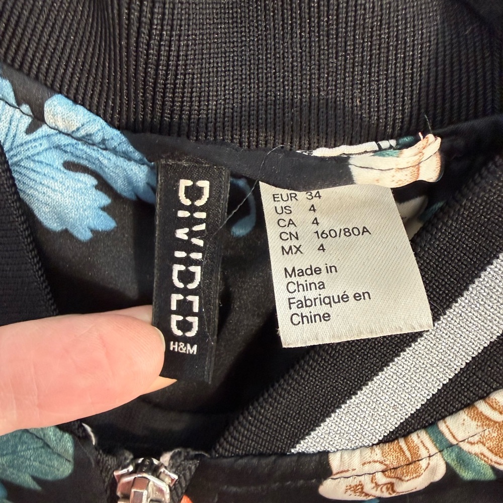 H&M Black silky lined zipper Bomber Jacket with Blue and Orange Blooms small - Picture 3 of 7